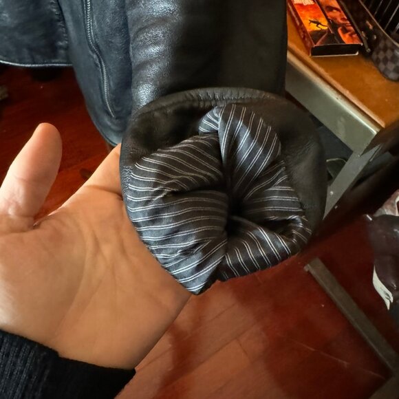 $1998 JOHN VARVATOS 2006-era Black Leather Jacket (size 48) - Picture 11 of 14